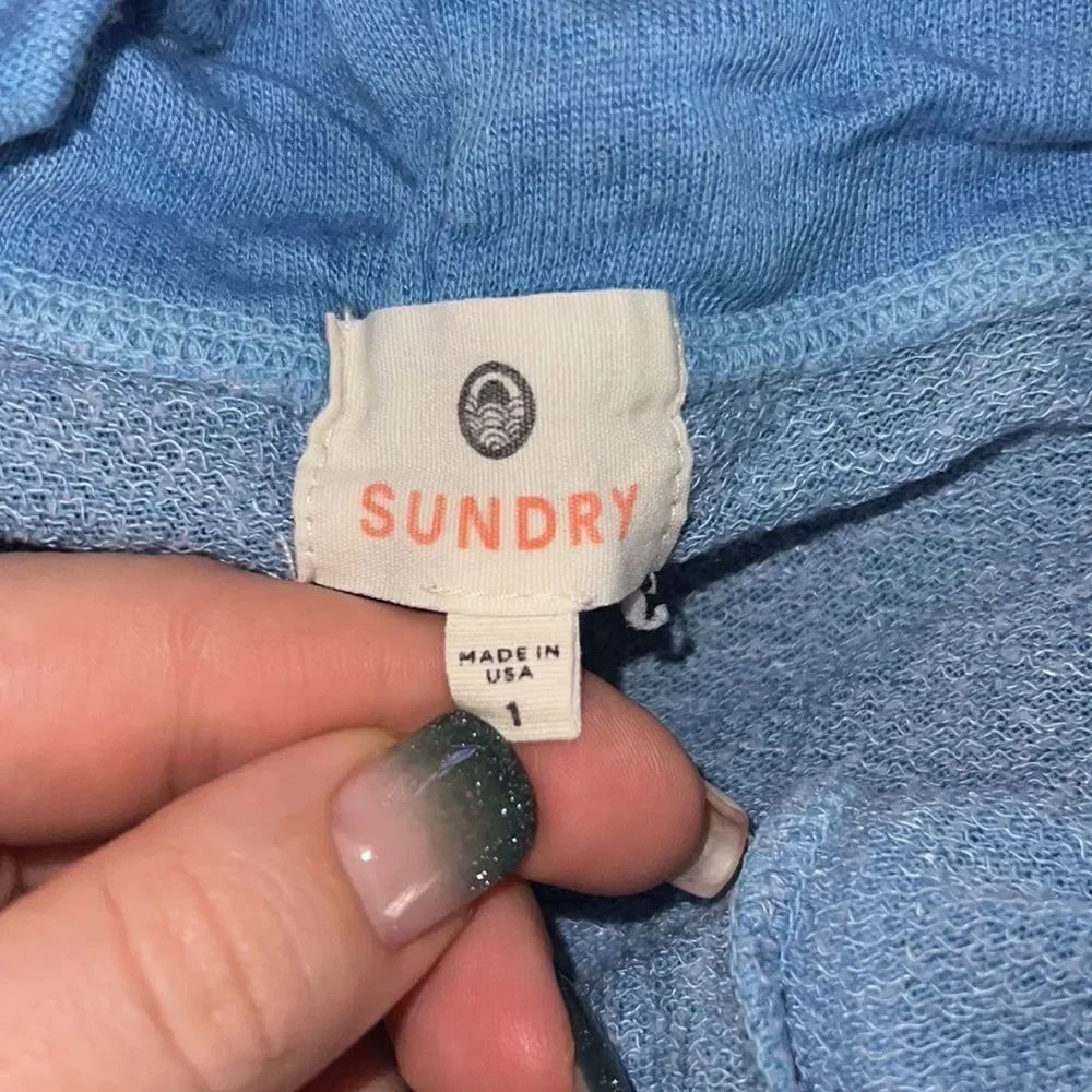 ✨ Sundry Light Terry Capri Sweatpants✨ - Picture 7 of 8